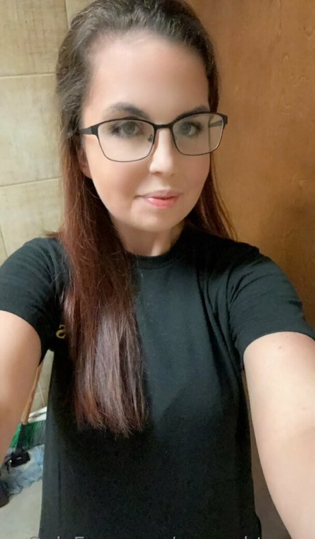 黒いお尻のオンリーファンズ アート裸 写真