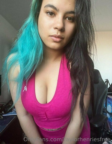 taylorhenriesfree セクシーモデル ギャラリー