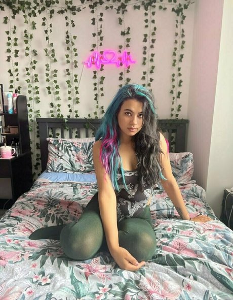 taylorhenriesfree 美しい女優 写真