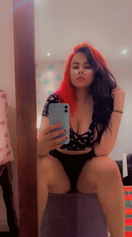 taylorhenriesfree ヌードスター 画像