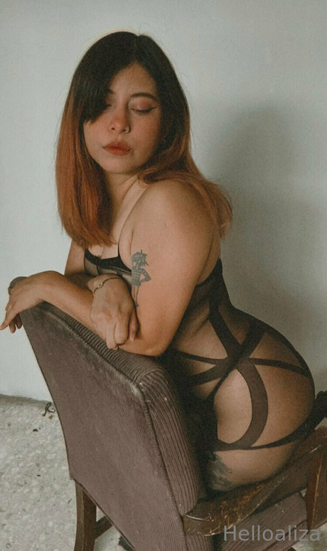 ポーグエボニーオンリーファンズ えろた 写真