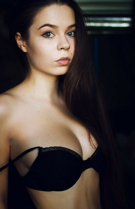 Pornhub オンリーファンズ セクシー裸 画像