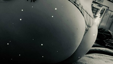 sunflowerbabe2297 トップ女優 画像