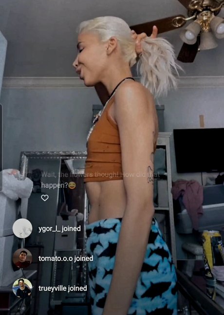 Charisma Kain ポルノ女優 写真