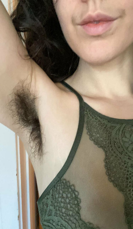 赤毛ティーンオンリーファンズ ポルノ 画像