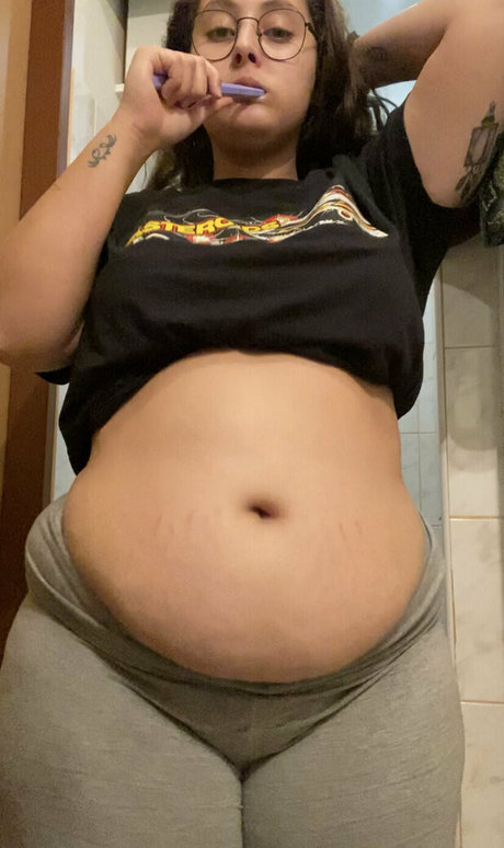 cutecatanna ヌード女優 写真