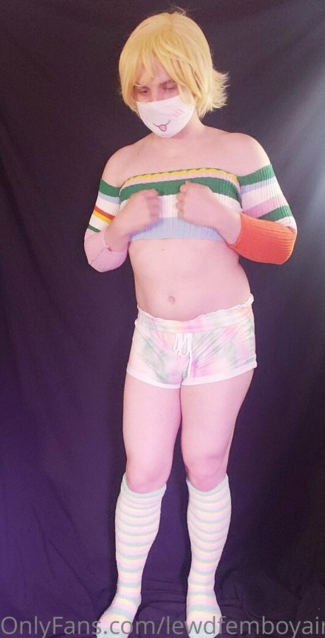 lewdfemboyairhead HDスター ギャラリー