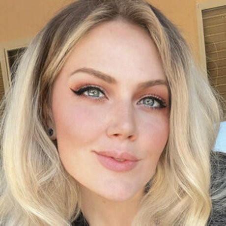 biancatusher セクシーモデル 写真