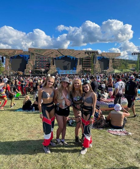 WomenYEG 独占女優 ギャラリー