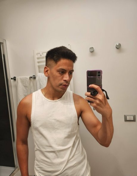 母乳オンリーファン 無料 写真