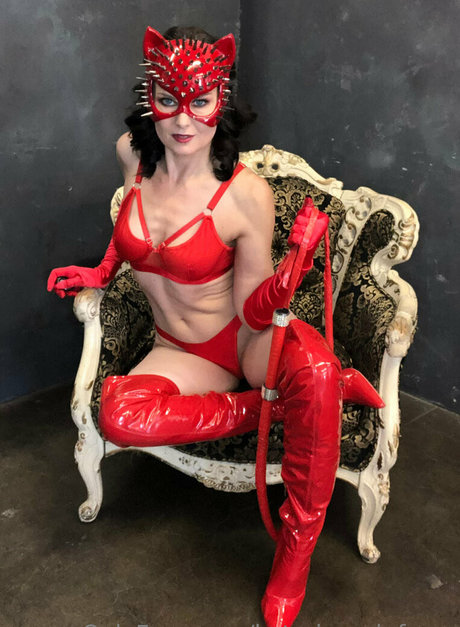 Katarina Leigh 裸のスター 写真