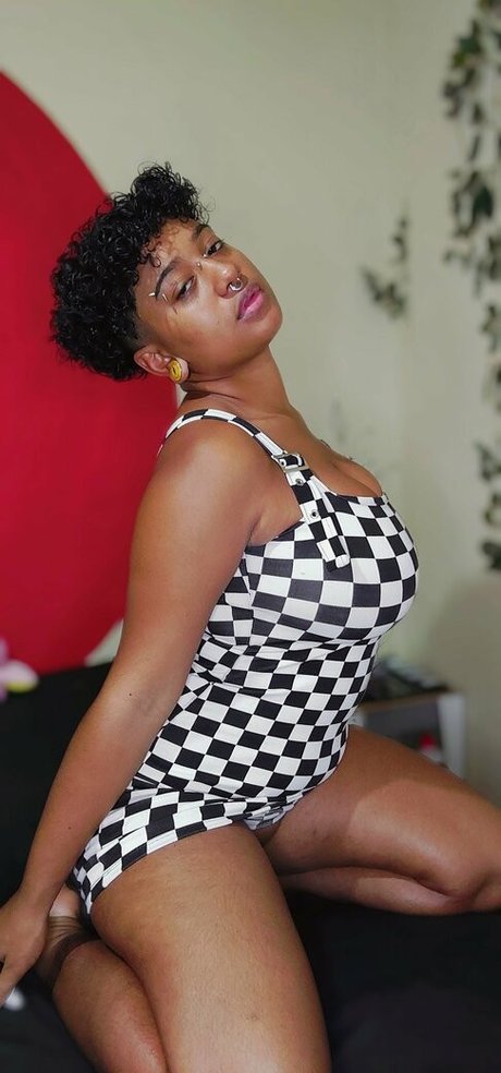 ヌード教師オンリーファンズ 無料xxx 写真