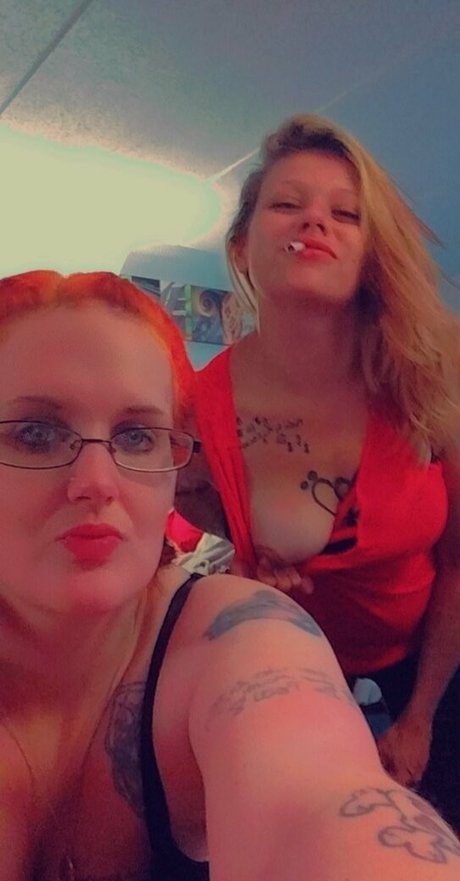 プールファックOnlyFans 裸 画像