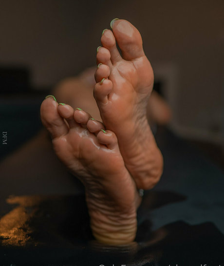 ゲイオンリーファン アート裸 画像