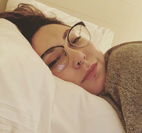 赤毛のソロOnlyFans ポルノグラフィック アーカイブ