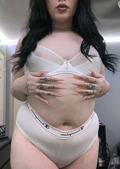 nattiethebaddie ホットなポルノスター 画像