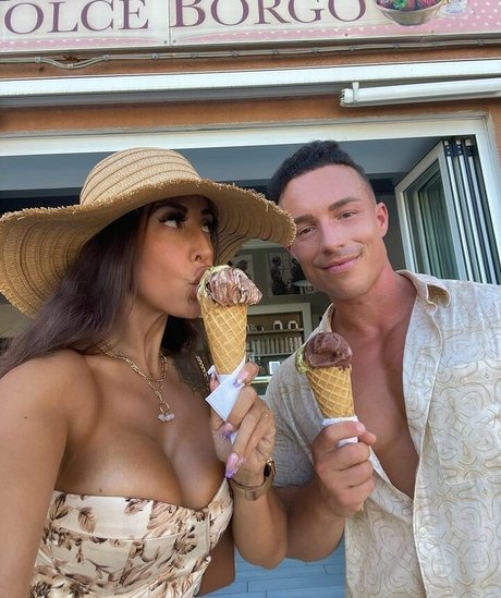 Sara Izquierdo ポルノスター 可愛い 写真