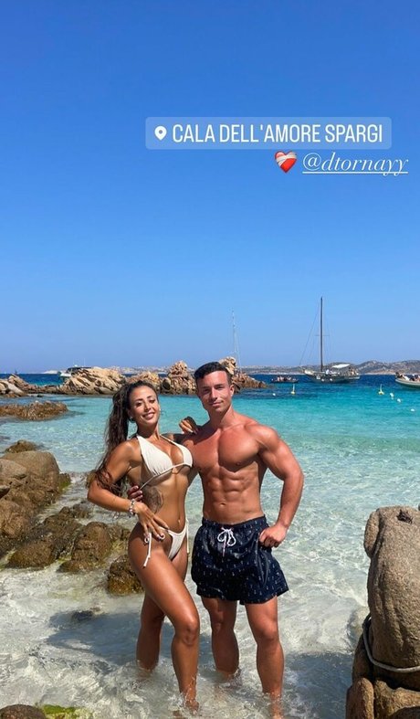 ワークアウト オンリーファンズ ホットヌード 写真