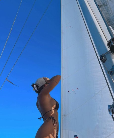 paulagonu 最高のモデル アーカイブ