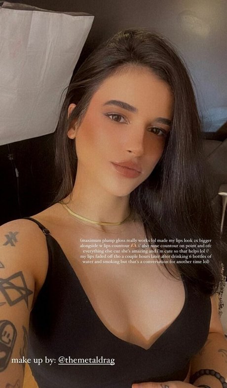 Xxlaisx セックス女優 写真