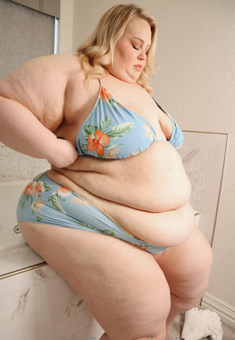 アラブのティーンズオンリーファンズ セクシー 写真