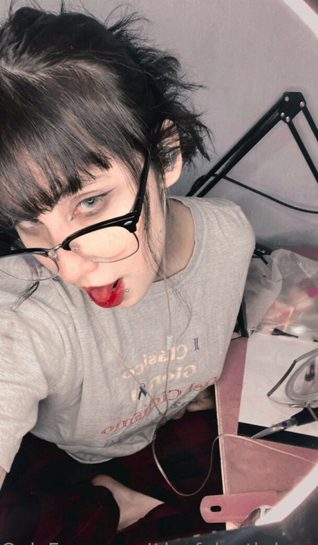 playfulgothdomme セックスモデル 写真