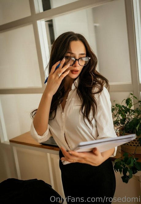 rosedomi かわいいスター 写真