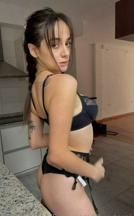 rosedomi 無料のポルノスター アーカイブ