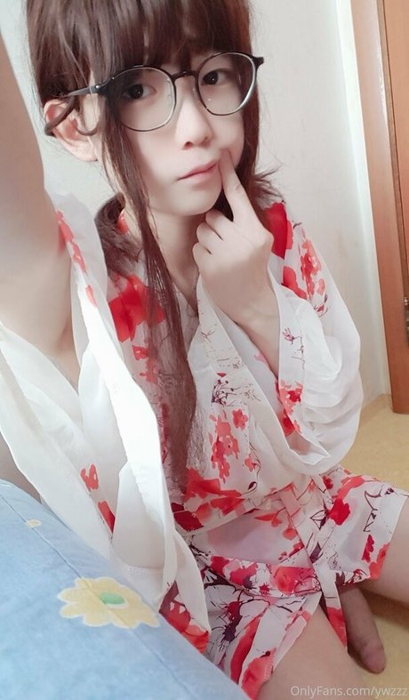 ywzzz 美しいモデル 写真