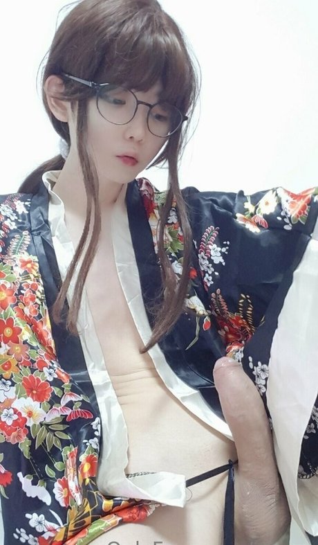 ywzzz ヌードモデル 写真