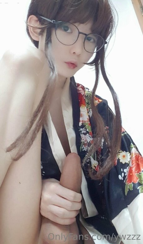 ywzzz ポルノスター アート 画像