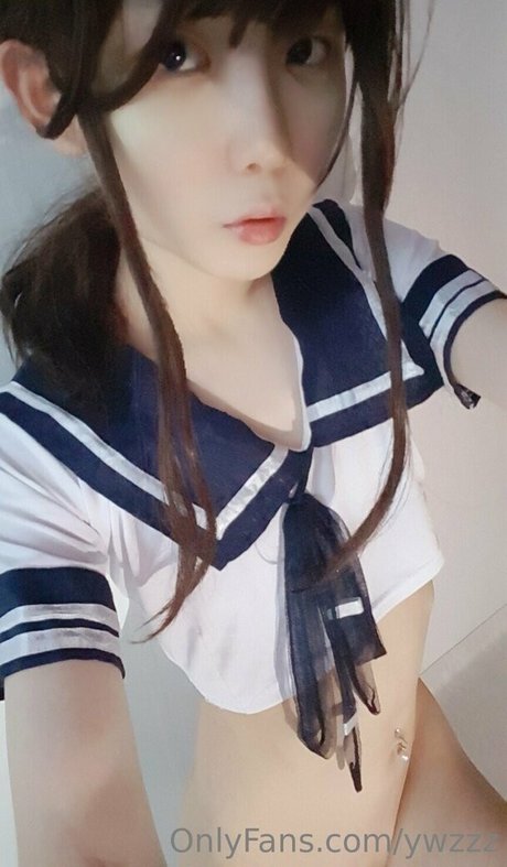 ywzzz モデル 画像