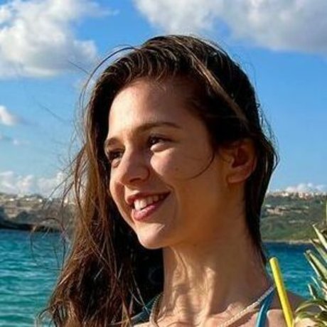 Lucia Mikusova ヌード女優 写真