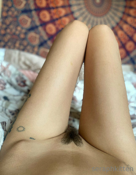 seraphkitten com 独占モデル 写真