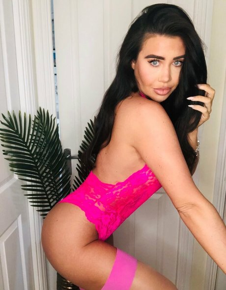 missscarletrose ヌード女優 画像