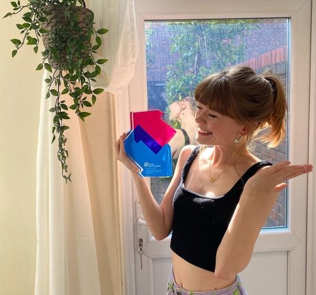 Maisie Peters Bilder