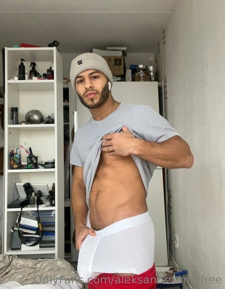 ヌード教師オンリーファンズ 美しい 写真