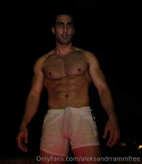 巨乳ティーンオンリーファンズ HD ギャラリー