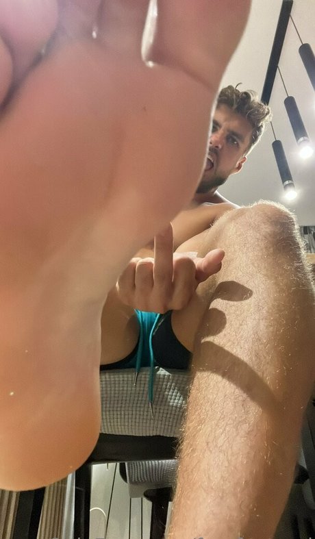 freefootgod ポルノスター HD 画像