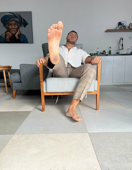 freefootgod ポルノスター 独占 写真