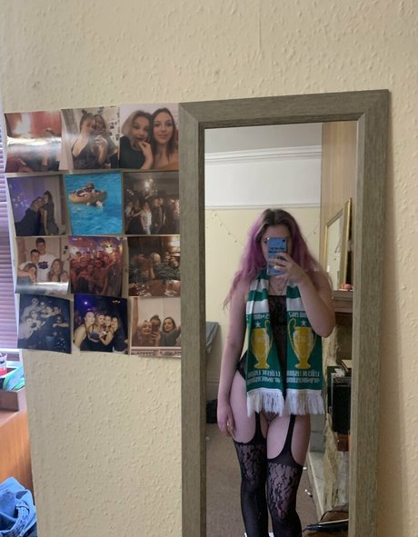 若い黒人女性オンリーファンズ セクシーヌード ギャラリー