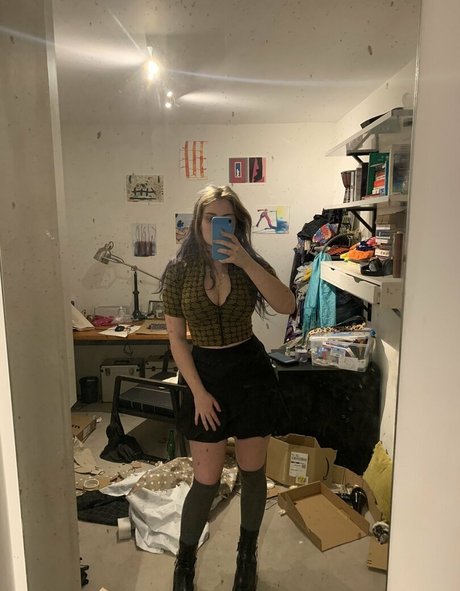 大きなお尻と巨乳のオンリーファンズ アートxxx 写真