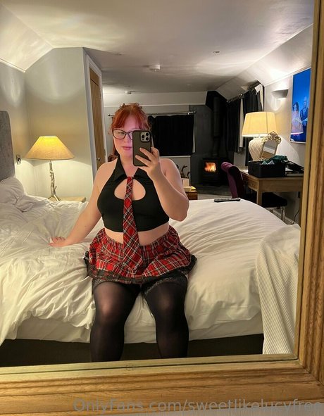 sweetlucysfreepage アダルトモデル アーカイブ