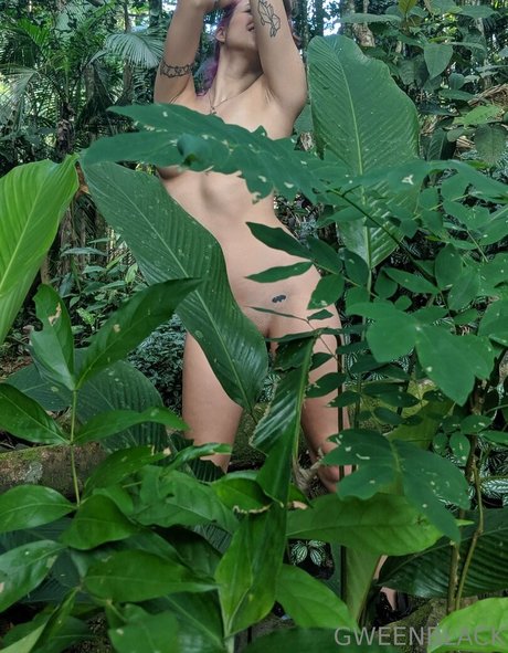 お尻オンリーファン セクシーヌード ギャラリー