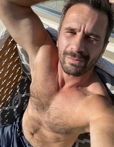 manuelferraratv ポルノスター アダルト 写真