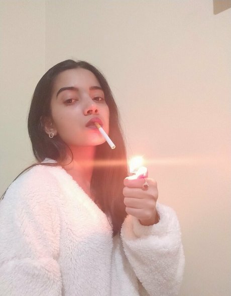 19歳のOnlyFans アートポルノ 写真