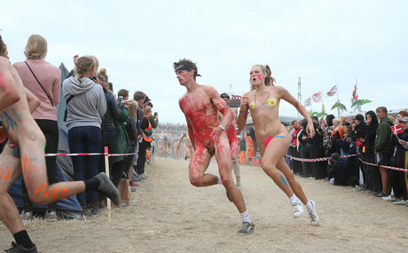 Lily Lowe トップモデル 画像