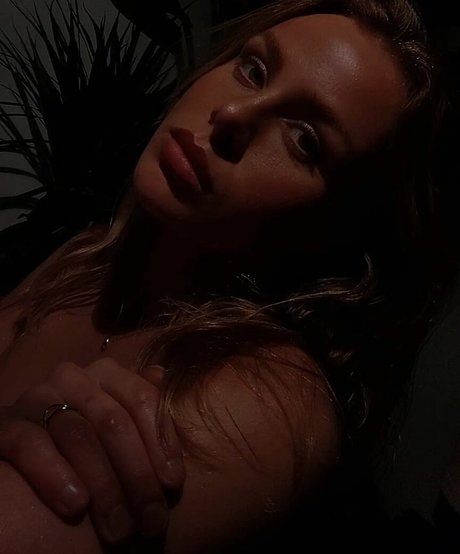 Sophie Pettifer xxxポルノスター 画像