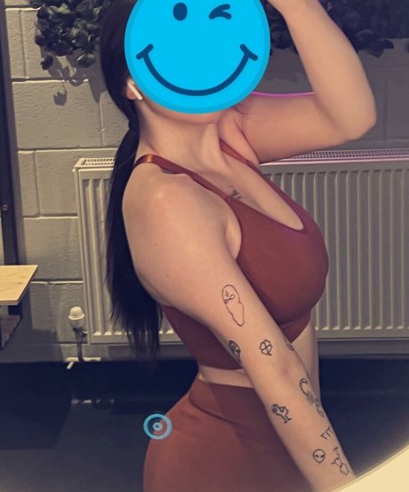 逆騎乗位 オンリーファンズ 無料裸 写真