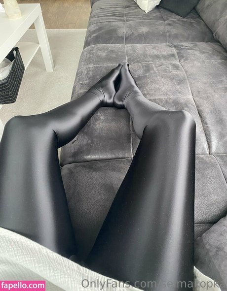 フェイシャルオンリーファンズ 無料エロ 写真